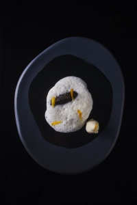 Bar de Ligne Caviar/ lait ribot de mon enfance. Bar de Ligne Caviar/ lait ribot de mon enfance.