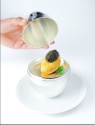 Michelin 2016 : Pomme de terre Agria soufflée craquante,  nage émulsionnée de crustacés, caviar