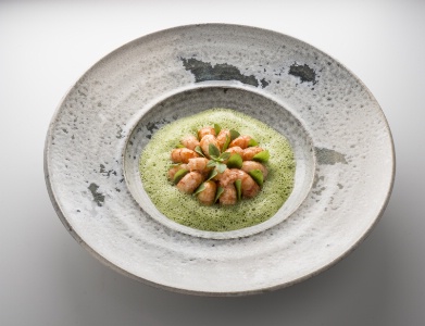Minestrone d'écrevisses, nage montée au basilic Minestrone d'écrevisses, nage montée au basilic