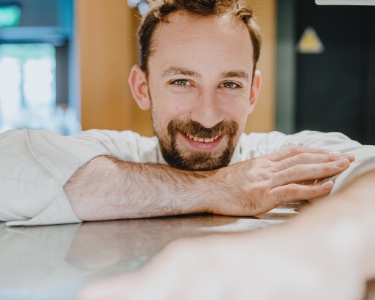 Thibaut Spiwack, chef du restaurant Anona à Paris. Thibaut Spiwack, chef du restaurant Anona à Paris.