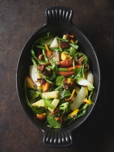 Le fricot de légumes aux champignons. Le fricot de légumes aux champignons.