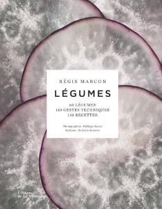 Légumes, aux éditions de la Martinière.
