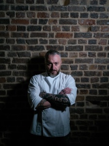 Gennaro Nasti fait voyager la gastronomie napolitaine à Paris. Gennaro Nasti fait voyager la gastronomie napolitaine à Paris.
