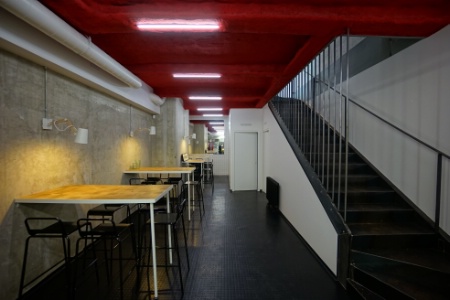 La salle du bas (20 couverts).
