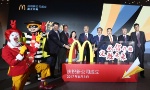 McDonalds met les bouchées doubles en Chine