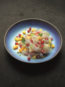 Ceviche de daurade & leche de tigre à la mangue. Ceviche de daurade & leche de tigre à la mangue.