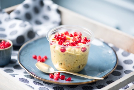 Le bircher est une recette à base de flocons d'avoine, banane et curcuma pour un repas rapide et sain. Le bircher est une recette à base de flocons d'avoine, banane et curcuma pour un repas rapide et sain.