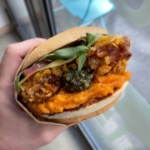 Une enseigne lyonnaise lance un menu burger au CBD