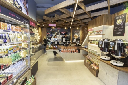 La poursuite de l'activité de Planet Sushi est fixée jusqu'au 8 mai. La poursuite de l'activité de Planet Sushi est fixée jusqu'au 8 mai.