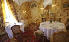 La salle Les Tourelles.