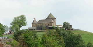 le château du Couffour et le restaurant de Serge Vieira. le château du Couffour et le restaurant de Serge Vieira.
