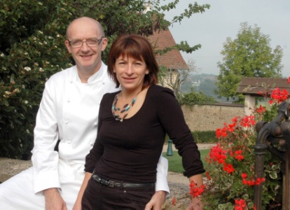Pascal et Myriam Chalamet ont repris le Restaurant la Poste-Hôtel la Reconce au début de l'été 2009. Pascal et Myriam Chalamet ont repris le Restaurant la Poste-Hôtel la Reconce au début de l'été 2009.