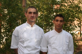 David Castagnet, La Pyramide à Vienne et son commis, Thomas Doira, apprenti en Bac pro restauration à Tecomah.