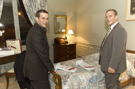 Gaël et Mickaël Tourteaux ont ouvert Flaveur à Nice (06) il y a tout juste un an. Gaël et Mickaël Tourteaux ont ouvert Flaveur à Nice (06) il y a tout juste un an.