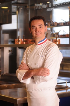 Laurent Delarbre, nouveau chef des cuisines de la prestigieuse Tour d'Argent.