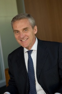 Gilles Petit. Gilles Petit.