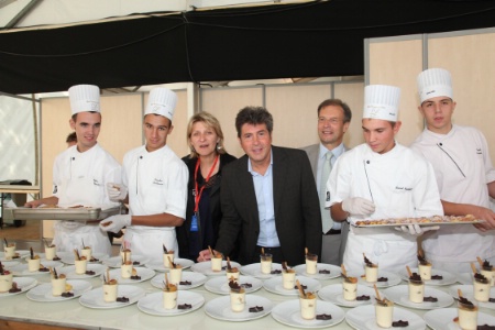 Cette année encore, le chef Michel Roth (au centre) est le parrain de la manifestation Cette année encore, le chef Michel Roth (au centre) est le parrain de la manifestation