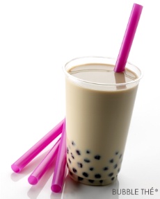 cocktail de thé chaud : Bubble thé, composé de thé noir au lait, bubble gum et 'perles'.