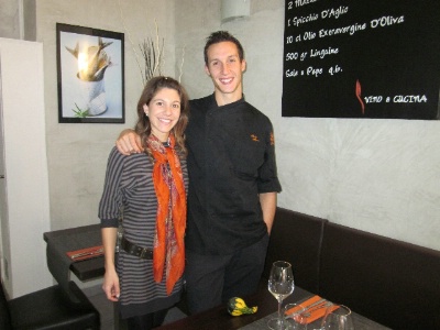 Laura et Fabio, au bonheur de Vino e Cucina. Laura et Fabio, au bonheur de Vino e Cucina.