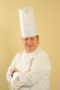 André Pachon, Restaurant Pachon à Tokyo