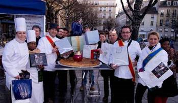 De gauche à droite : Marie Soria, Rosette Loko, Jean-Paul Perié, Jean-Pierre Biffi, Pierre Koch, Michel Roth, Yan Lainé, Sophie Rostang, Pierre Miecaze, Michel Laurent, Myriam Béné, Pétronille Houenassou. De gauche à droite : Marie Soria, Rosette Loko, Jean-Paul Perié, Jean-Pierre Biffi, Pierre Koch, Michel Roth, Yan Lainé, Sophie Rostang, Pierre Miecaze, Michel Laurent, Myriam Béné, Pétronille Houenassou.