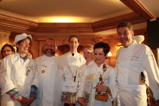 Reine Sammut, Philippe Gardette, Laurence Salomon, Lucie Joudiou, Sandrine Baumman Hotin et RégisMarcon.