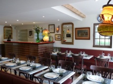 Le Bistrot de la Marine: chaleur, saveurs et souvenirs.