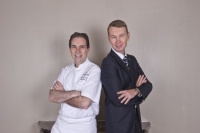 Philippe Labbé, chef executif et Christophe Kelsch, directeur du restaurant l'Abeille.
