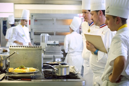 Christophe Bacquié et Jacques Décoret, membres du jury cuisine.