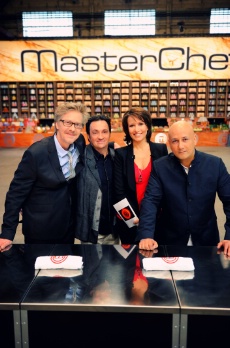 Sébastien Demorand, Yves Camdeborde, Carole Rousseau et Frédéric Anton, le jury de MasterChef et l'animatrice ont rempilé pour une deuxième saison.