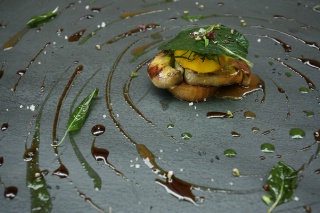 Un concept fusionnel entre cuisine française et cuisine vietnamienne (ici, foie gras de la ferme de Sapa).