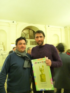 Yves Cambedorde a remis à Inaki Aizpitarte le prix Gastronomades du chef de l'année.