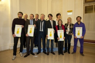 De gauche à droite :Inaki Aizpitarte, Catherine Verot et Gilles Verot, Michel Boutant, président du conseil général de la Charente, Louis Gillet, président des Gastronomades, Marco Rossi, Nicole Bonnefoy, sénatrice de la Charente, Pascale Briand, Carrie Solomon et Julien Fouin.