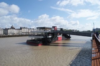 Le Nantilus, un lieu unique posé sur la Loire.