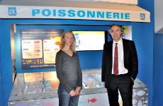 Florence Huron, coordinatrice de Mr Goodfish, et Philippe Vallette, directeur de Nausicaá, défendent le programme en France.
