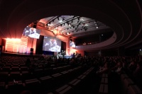 Un auditorium géant pour accueillir festivaliers pendant les 3 jours.