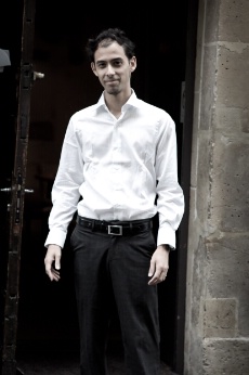 Le directeur de salle Ly Youlin, associé du restaurant Sola.