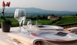 La terrasse de la Table de Lachassagne.