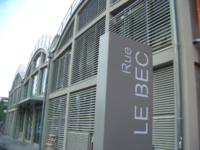 La Rue Le Bec change de propriétaires. La Rue Le Bec change de propriétaires.