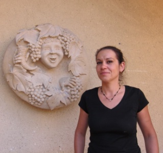 Sandrine Djedoui, nouvelle sommelière des Cuisiniers vignerons. Sandrine Djedoui, nouvelle sommelière des Cuisiniers vignerons.