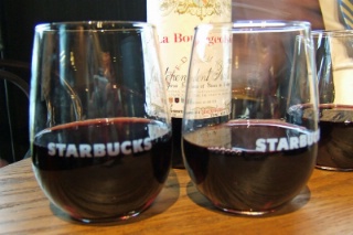 Le vin par Starbucks.