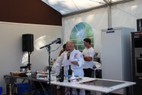 Jacques Chibois, La Bastide Sain-Antoine à Grasse : Les crevettes en pissaladière sur leur purée de pommes de terre à la tomate et à l'orange.