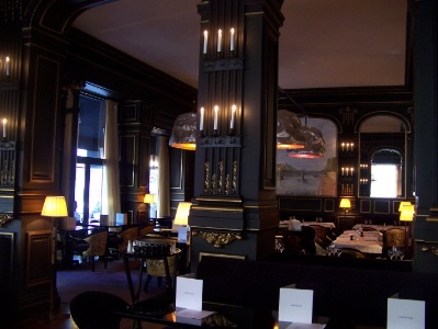 La nouvelle décoration de L'Institution a été signée par Jacques Garcia. La nouvelle décoration de L'Institution a été signée par Jacques Garcia.