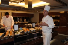 Jérôme Lacressonnière, chef formateur et consultant Ducasse Education : 'Ce sont près de 600 recettes que nous avons mis en place dernièrement'.