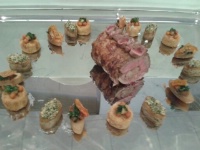 Le plat de Miguel Quezada autour de la Selle d'agneau du Connemara, la banane, et la carotte.