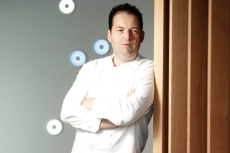 Sylvain Guillemot : 'J'ai avancé à mon rythme et aujourd'hui, à 42 ans, je suis toujours heureux dans ma cuisine ». Sylvain Guillemot : 'J'ai avancé à mon rythme et aujourd'hui, à 42 ans, je suis toujours heureux dans ma cuisine ».