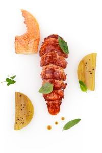 Le homard bleu jus de têtes, pomme de terre : un plat en hommage à son père.