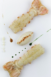 Les langoustines à la nage réduite.