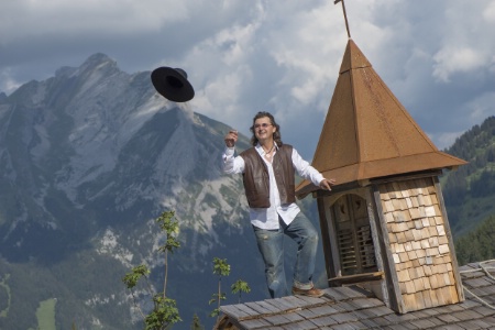 Marc Veyrat est un homme heureux.