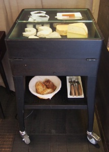 Le chariot de fromages pensé par Patrick Sarran ets réfrigéré et ventilé.
